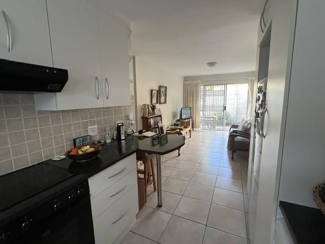 1 Bedroom Property for Sale in Walmer Eastern Cape